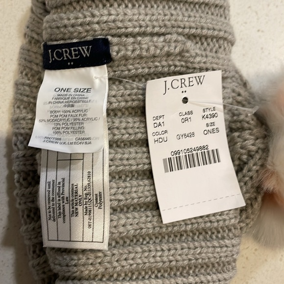 Brand New J Crew Ribbed Beanie with pink grey white faux fur Pom Pom - Picture 4 of 6